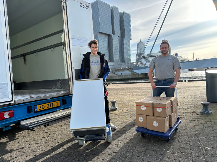 Live in Varna handyman truck and team